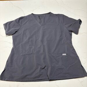 Figs XL women’s 3 pocket scrub top gray